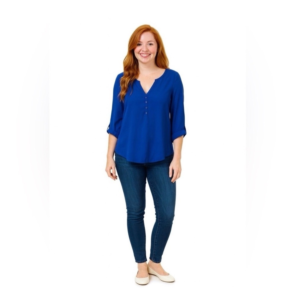 Elegant Royal Blue V-Neck Blouse